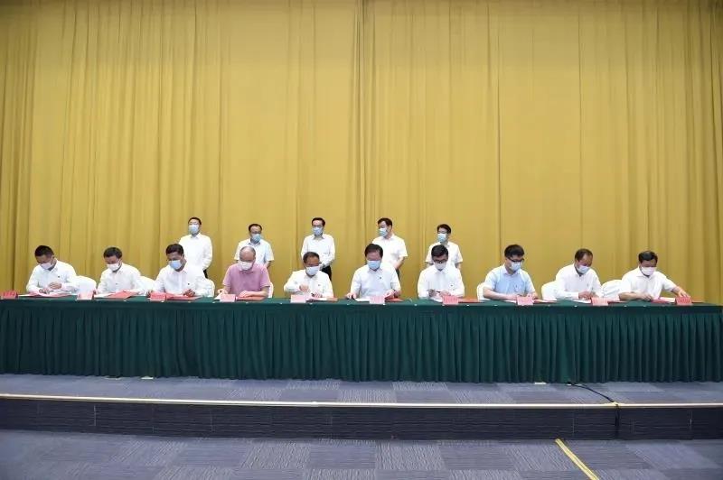 我司簽訂對(duì)口幫扶協(xié)議書，助力打贏脫貧攻堅(jiān)戰(zhàn)