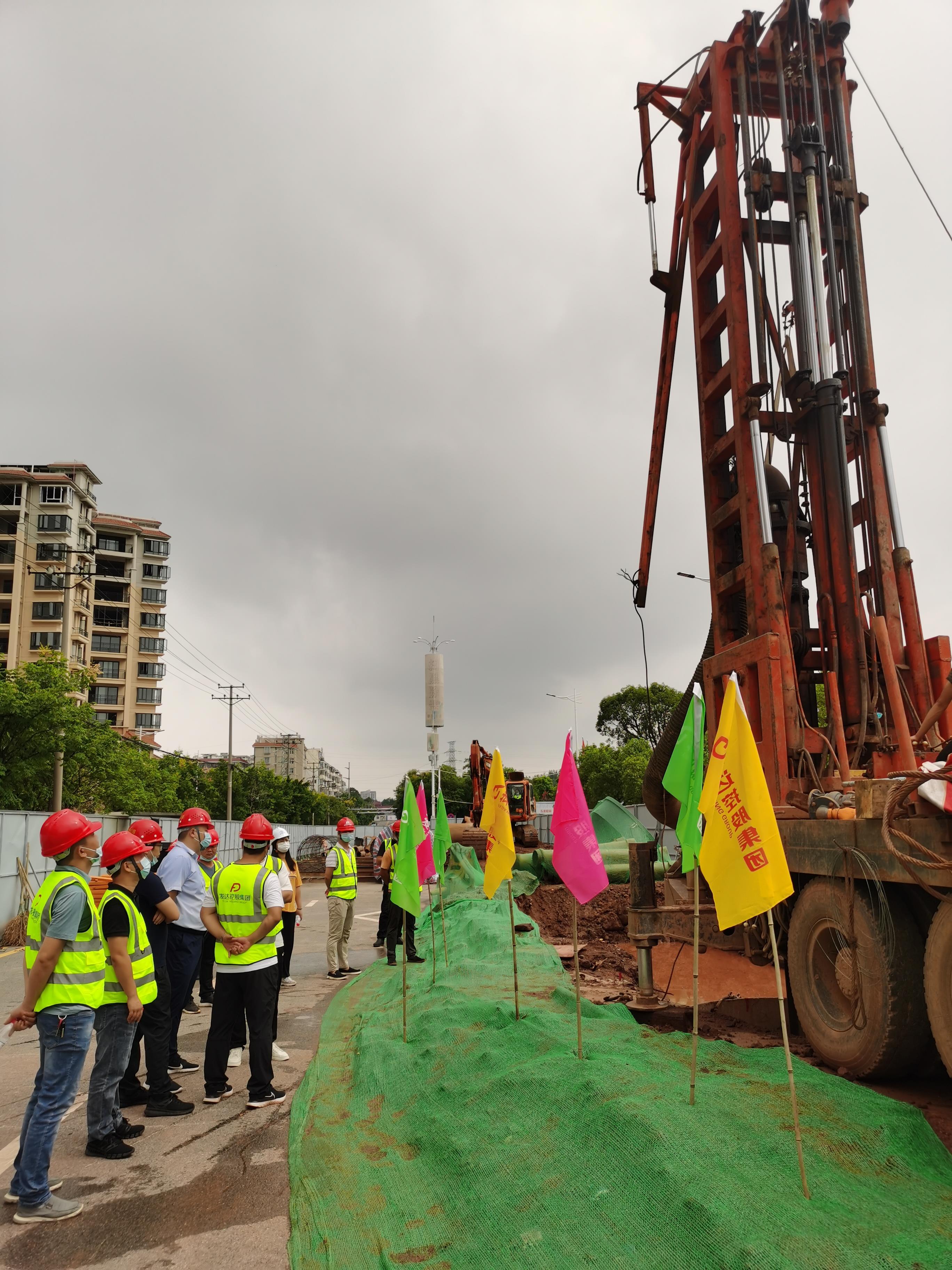 f6f235de3dd6545e9fc38c208152f3a.jpg f6f235de3dd6545e9fc38c208152f3a.jpg