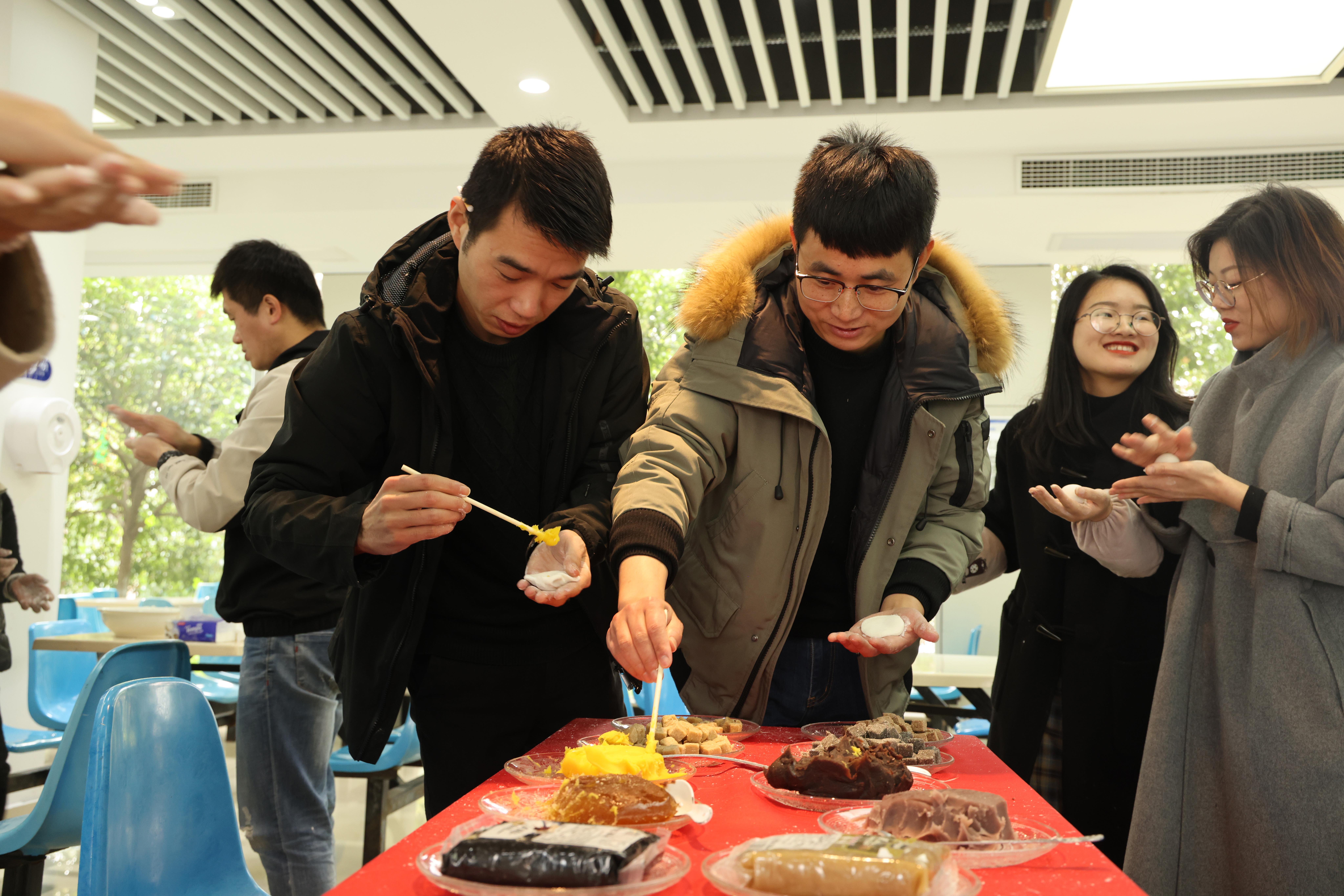 包湯圓.jpg 包湯圓.jpg